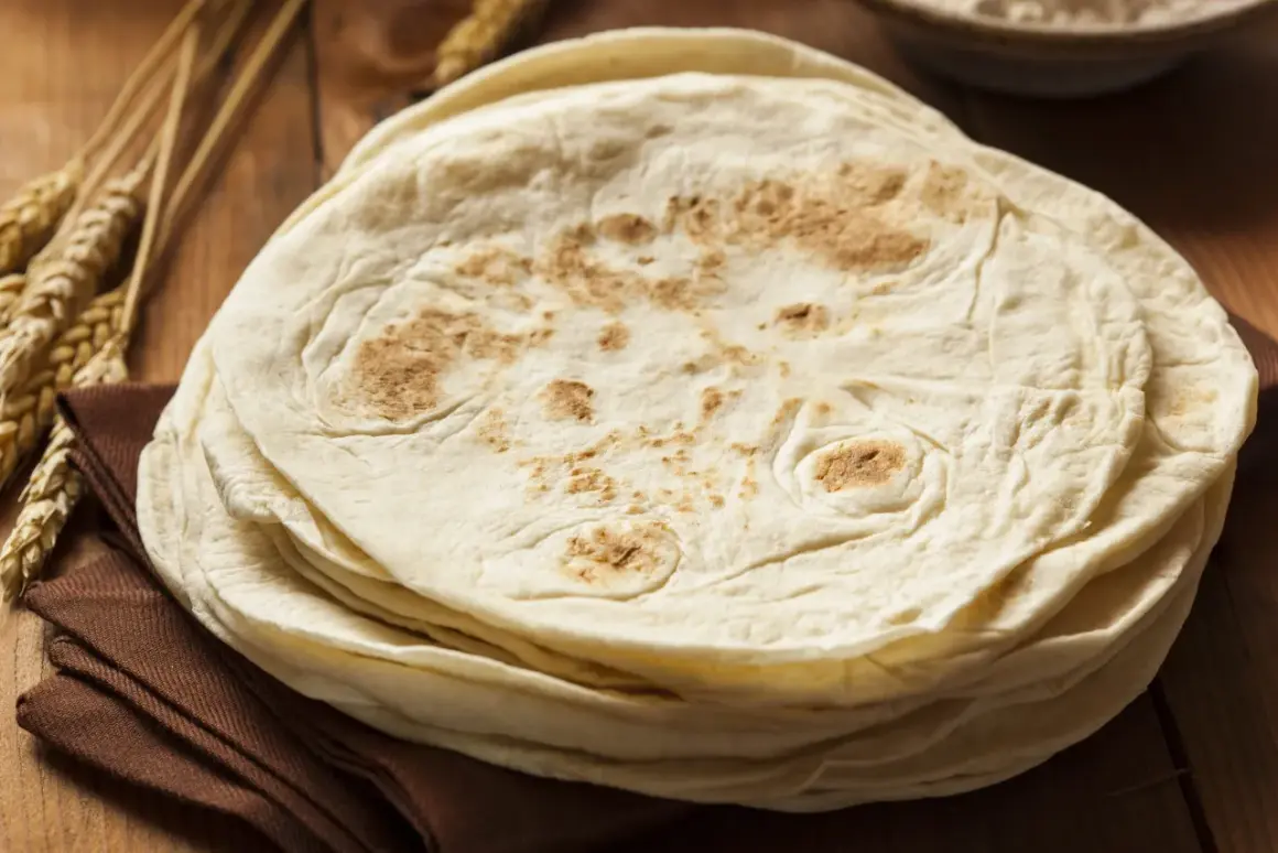 Prosty przepis na ciasto tortilla - idealne do domowych tortilli