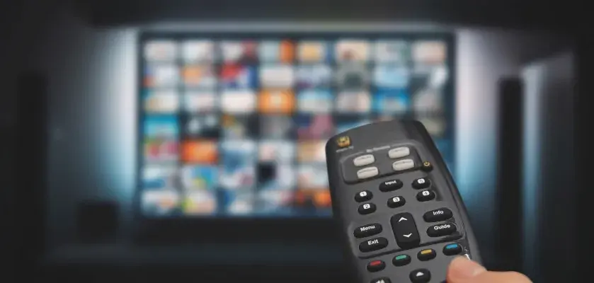 Jak podłączyć internet mobilny do telewizora i cieszyć się swobodą oglądania