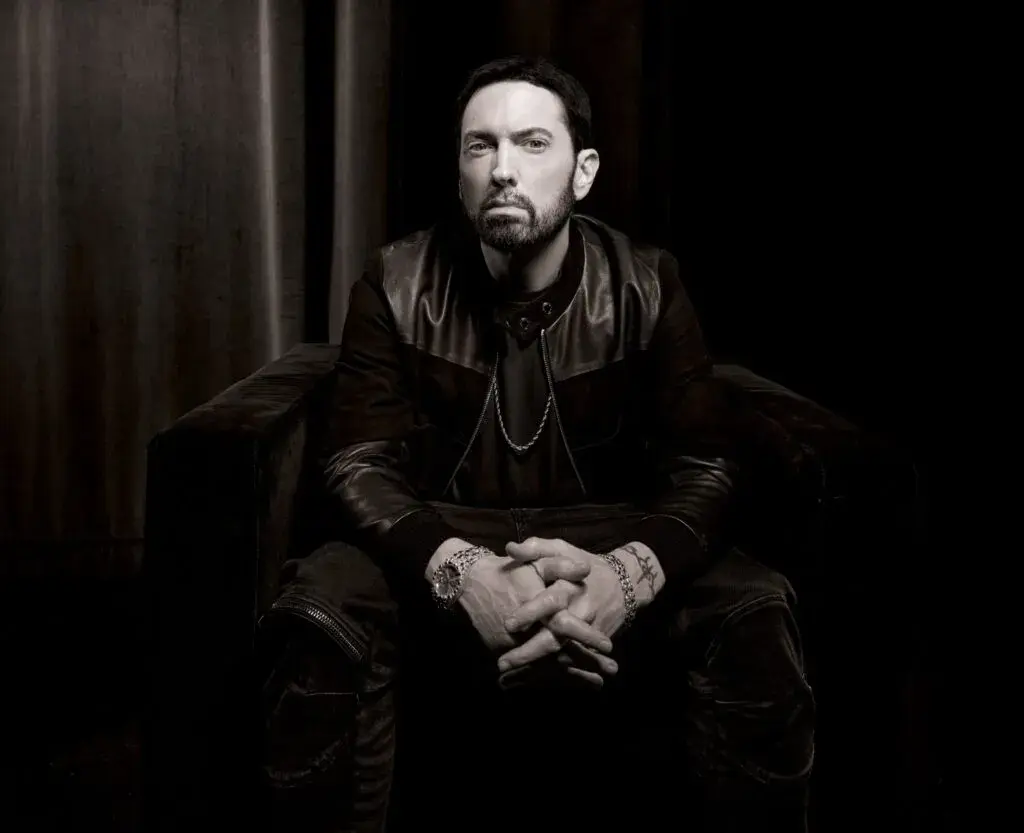 Skąd pochodzi Eminem? Odkryj jego fascynujące korzenie i historię