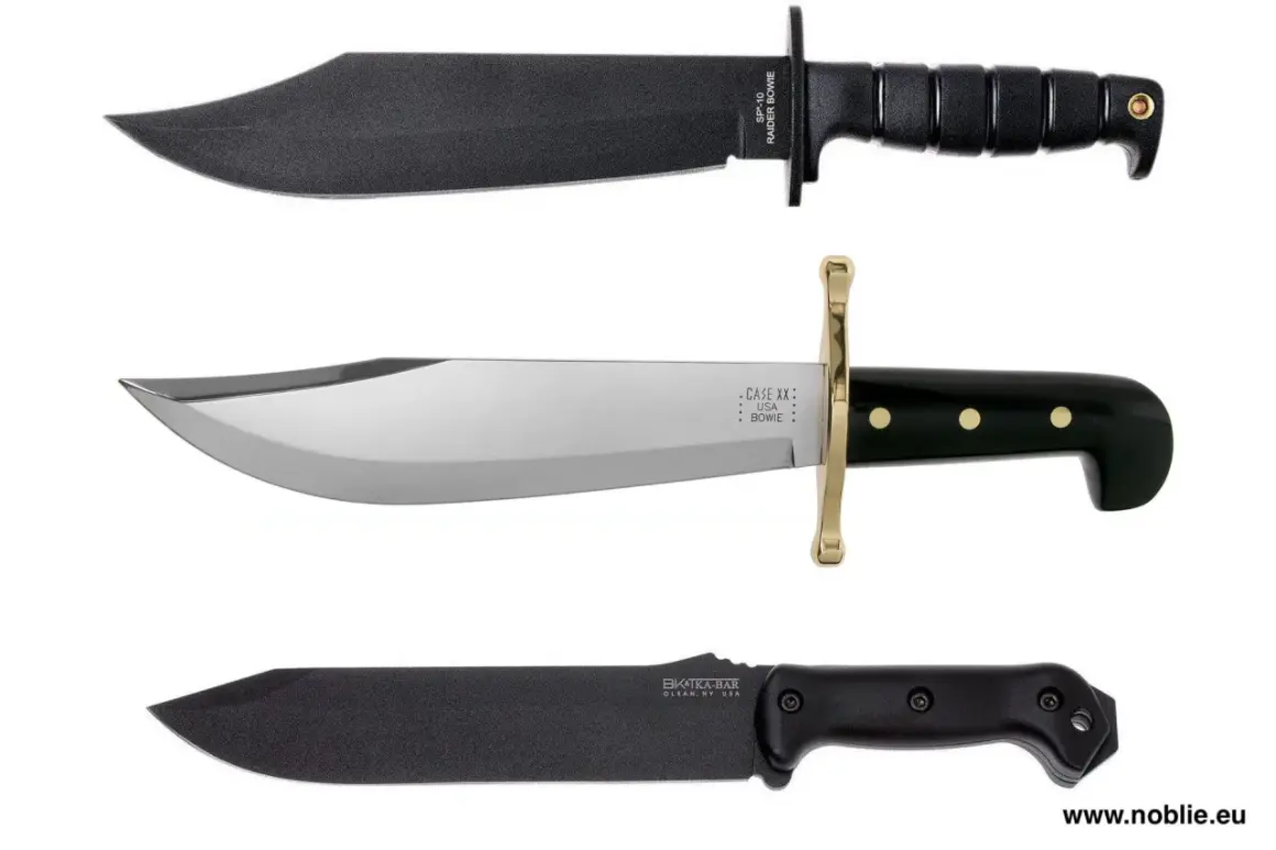 Tres cuchillos estilo Bowie: uno negro con "RAIDER BOWIE", uno plateado con "CASE XX BOWIE", y otro negro. Consulta el cuchillo bowie original precio.