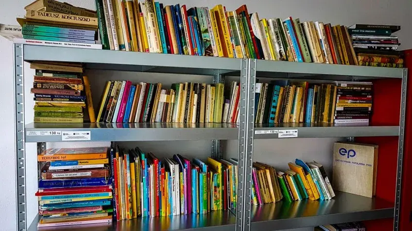 Gdzie oddać książki w Szczecinie? Odkryj najlepsze miejsca na donation