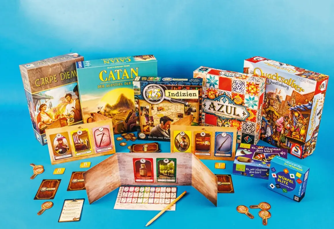 Die besten Familienspiele ab 10 Jahre: Catan, Azul, Quacksalber, Indizien und mehr. Perfekt für gemeinsame Stunden!
