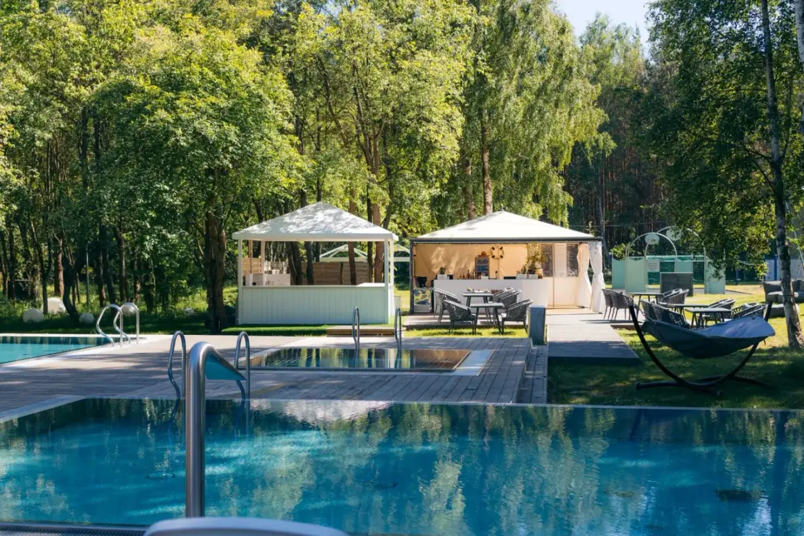 Hotel Jastrzębia Góra – jak wybrać idealne miejsce na wypoczynek nad Bałtykiem?