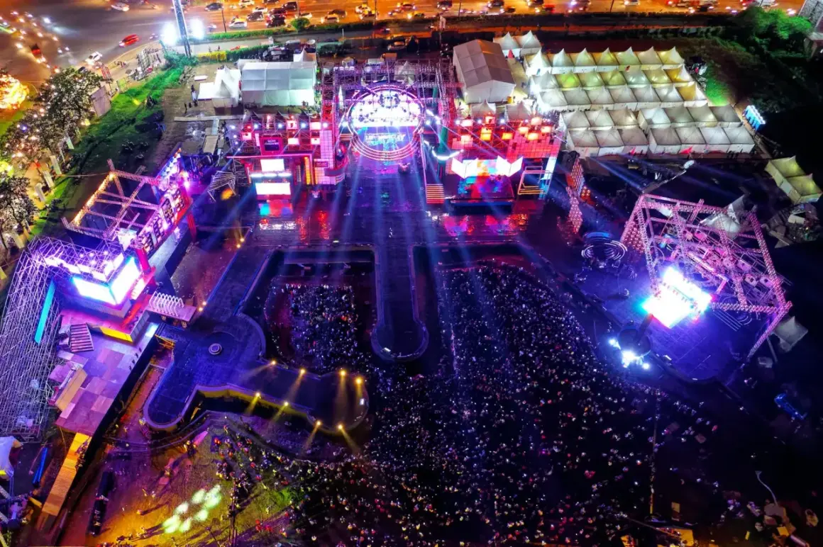 Nocny festiwal z tłumami i scenami w Warszawie. Już w 2025 roku czekają nas kolejne niezapomniane koncerty!