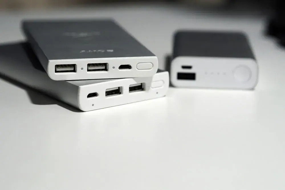 Jaki powerbank do laptopa? Sprawdź, jak wybrać najlepszy model