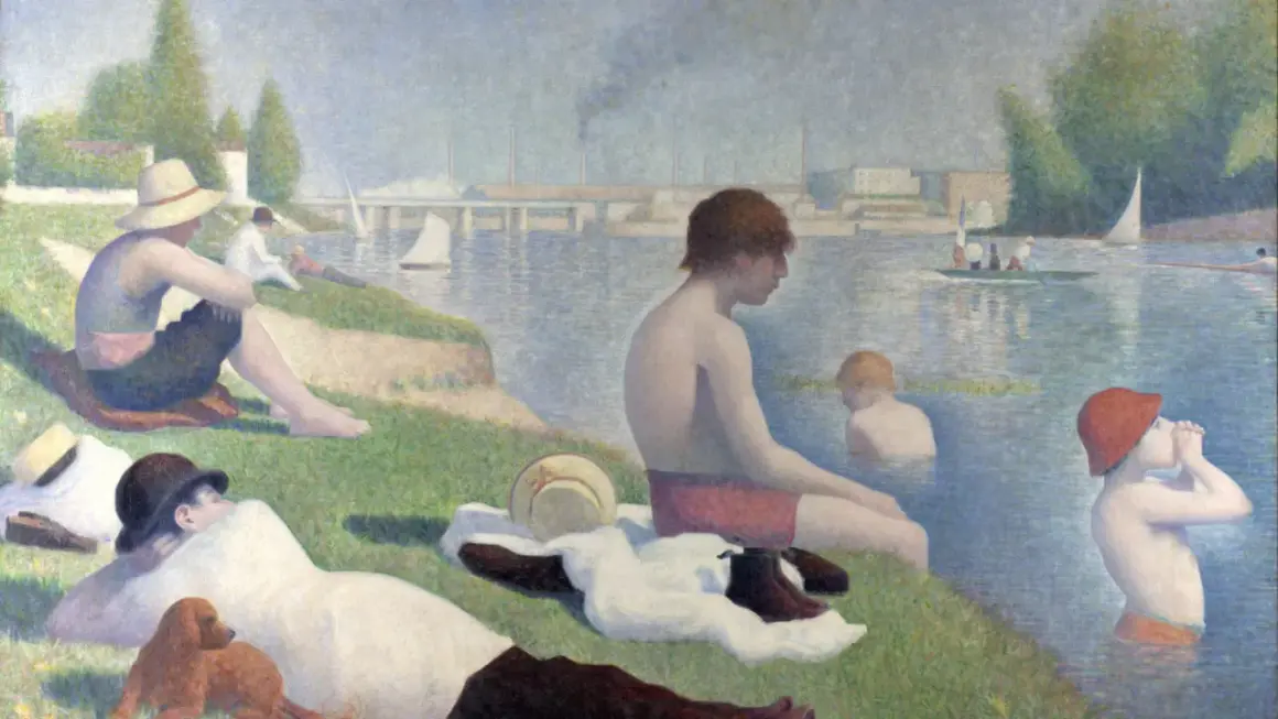 Letni dzień nad rzeką, ludzie odpoczywają na trawie i w wodzie. Charakterystyczne dla **Georges Seurat dzieła** malowanie punktami.
