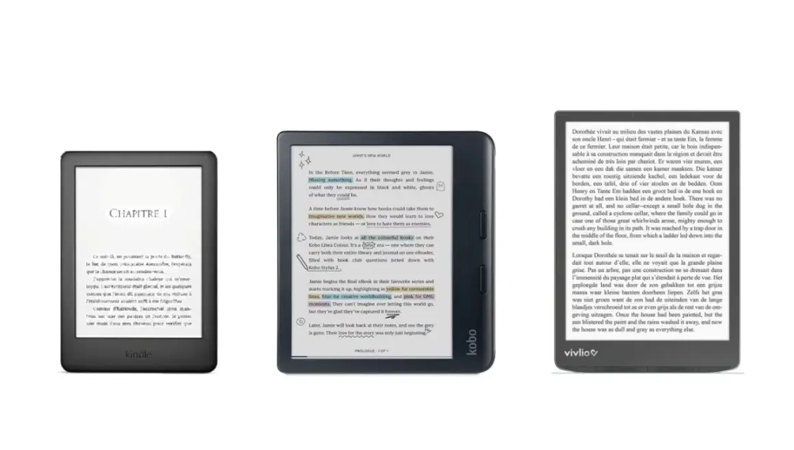 Trois liseuses affichant des livres. Une Kobo, une Kindle et une Vivlio. Parfait pour lire avec le kindle bluetooth.