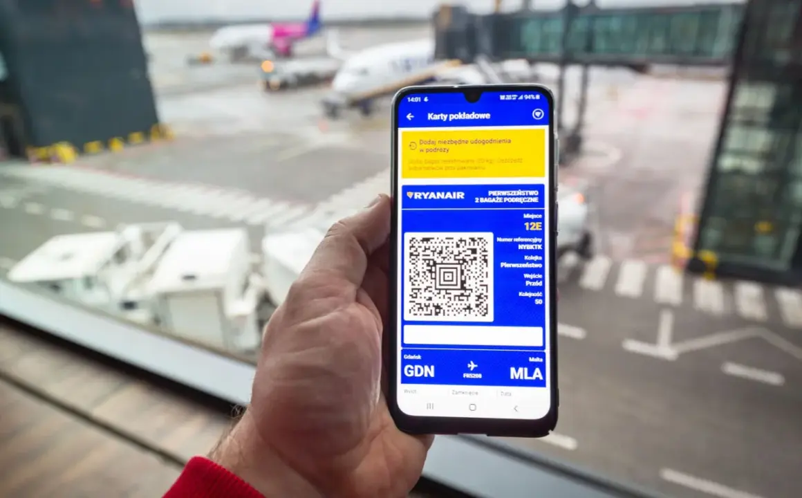 Ryanair: Karta pokładowa 2026 drukować czy użyć aplikacji?