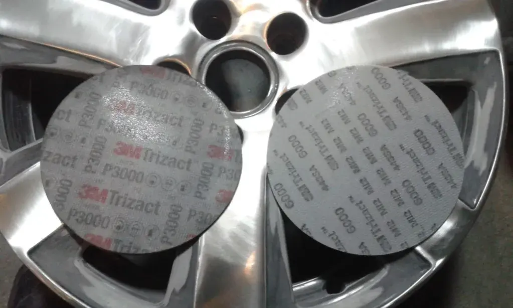 Jak wypolerować felgi aluminiowe na lustro i uniknąć typowych błędów