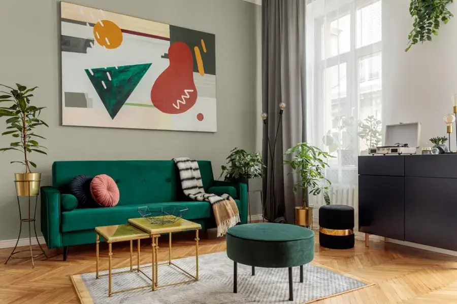 Jaki kolor pasuje do zielonej kanapy? Inspiracje i porady