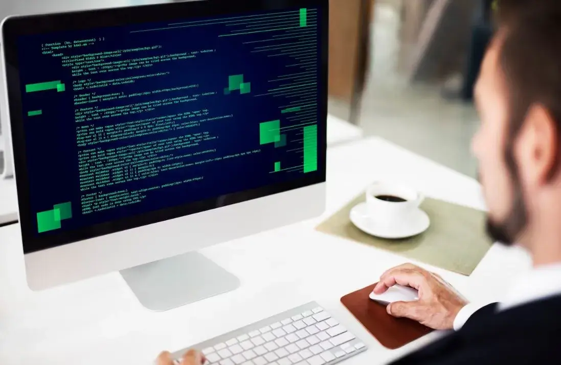 Jak wkleić kod HTML na stronę i uniknąć najczęstszych błędów