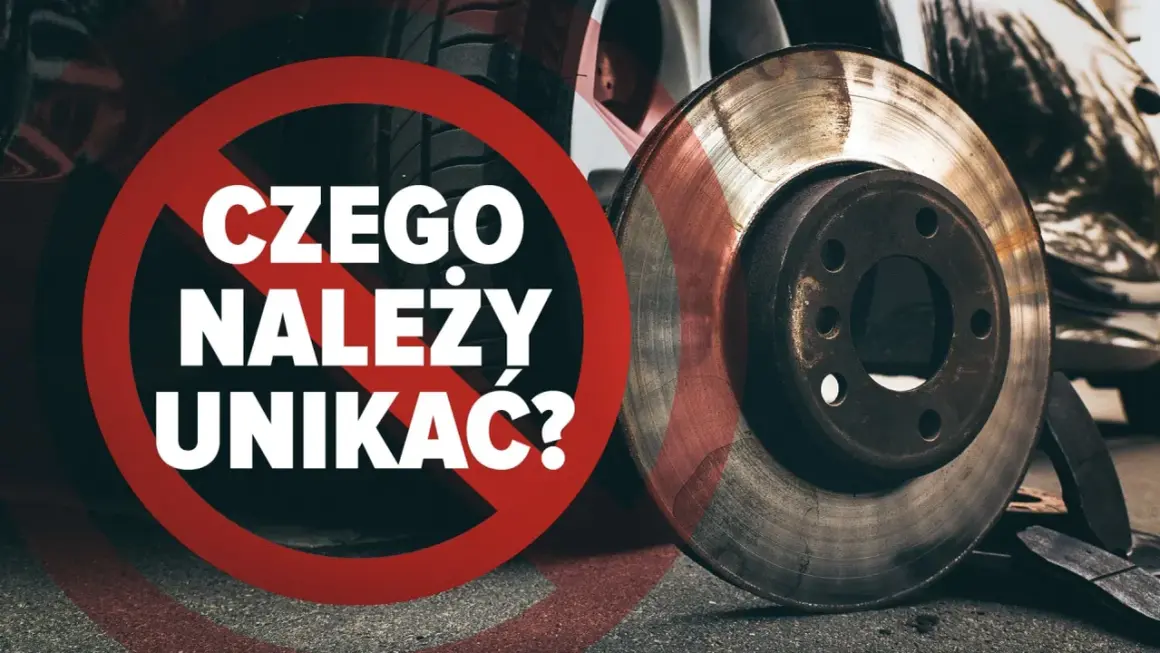 Przegrzana tarcza hamulcowa i tekst "Czego należy unikać?". Zadbaj o bezpieczeństwo, unikaj przegrzewania hamulców.
