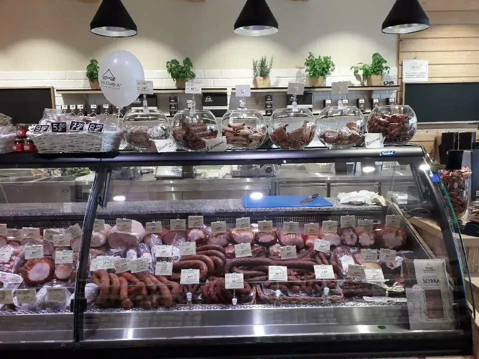 Bacówka sklepy: Odkryj najlepsze lokalizacje i wyjątkowe produkty