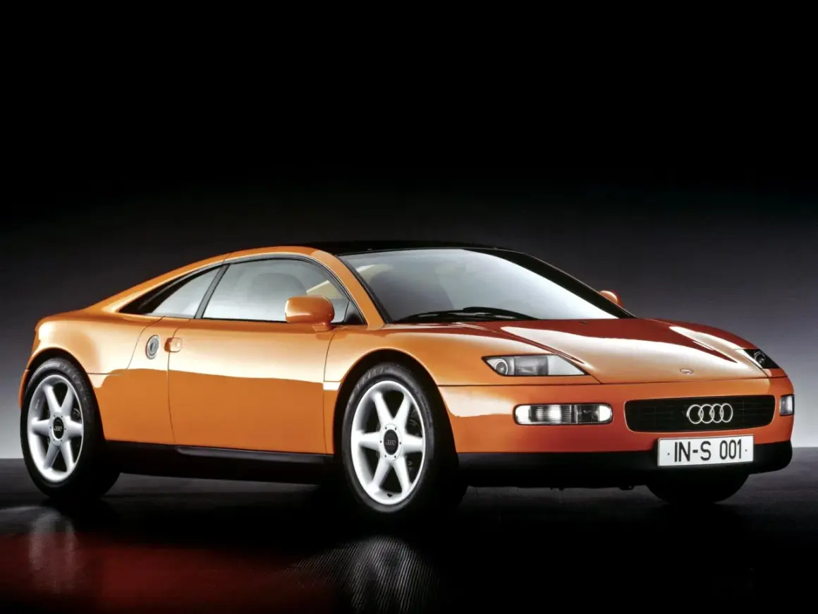 Pomarańczowe Audi z jakiego kraju? To prototyp z Niemiec, z lat 90.