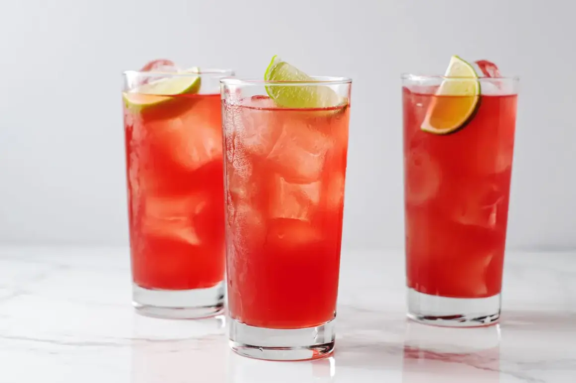 Madras drink - orzeźwiający przepis na klasyczny koktajl owocowy