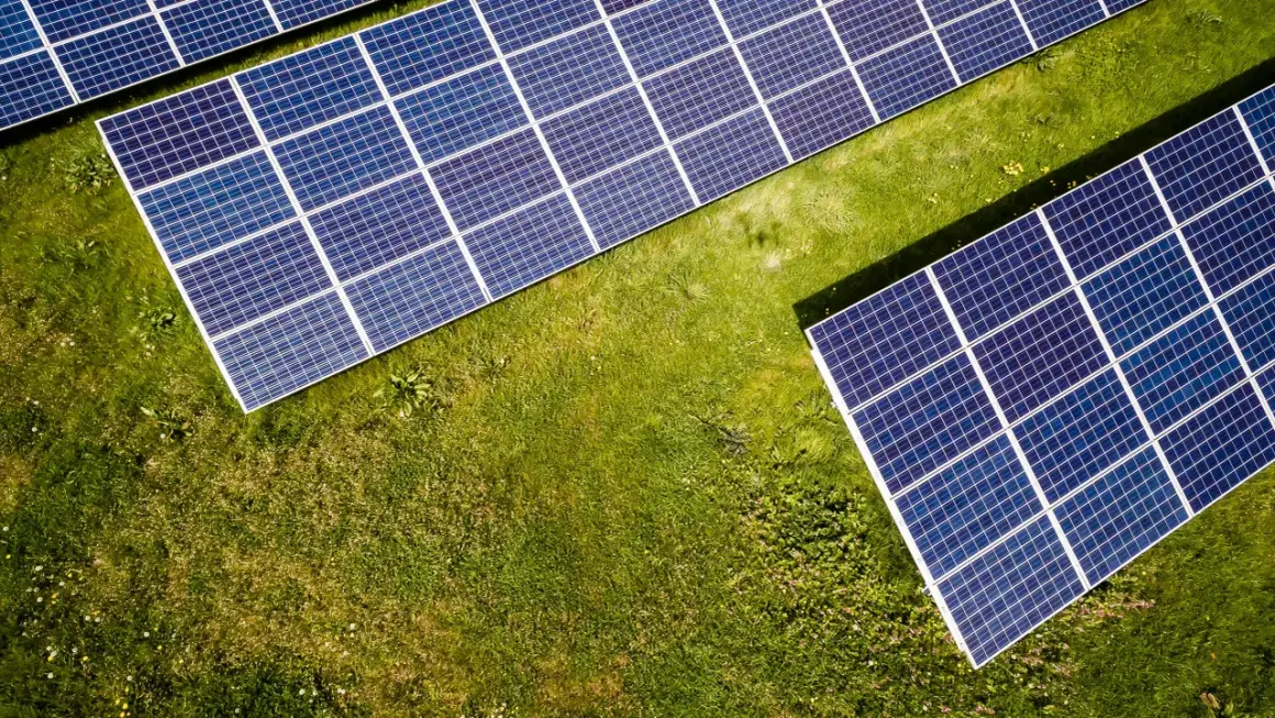 Jak monitoring energetyczny i audyt energetyczny przedsiębiorstwa wpływają na koncepcje projektowe nowych inwestycji?