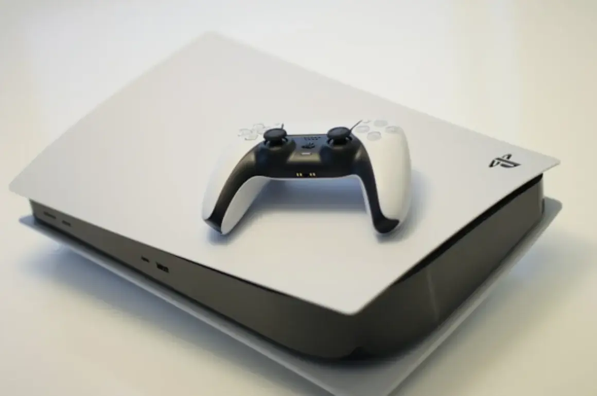 Gry na PS5 idealne na prezent pod choinkę