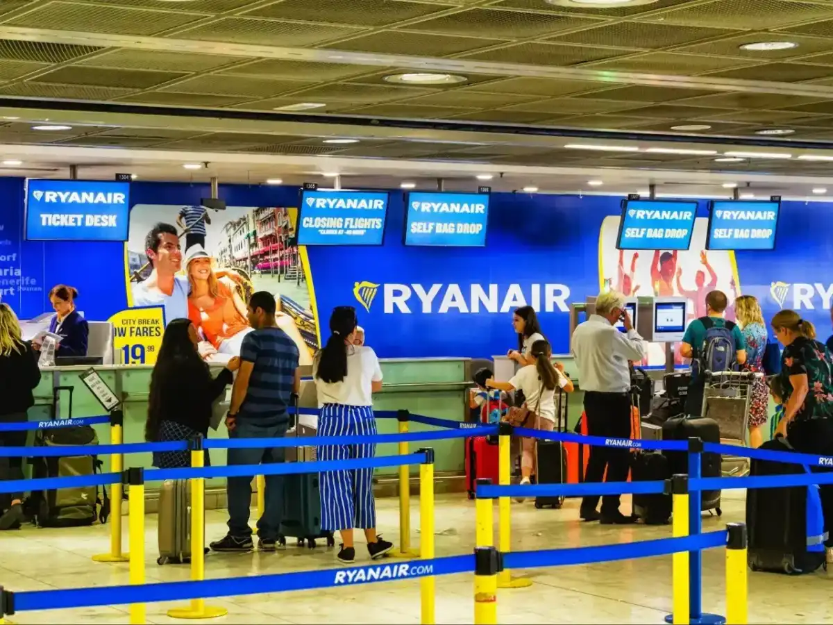 Odprawa Ryanair na lotnisku - Uniknij opłat i stresu!