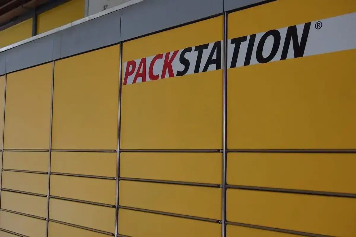 InPost do Niemiec - Czy to działa? Alternatywy i DHL Packstation
