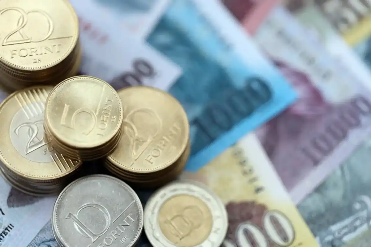 Węgry - Czym płacić? Forint, euro czy karta?