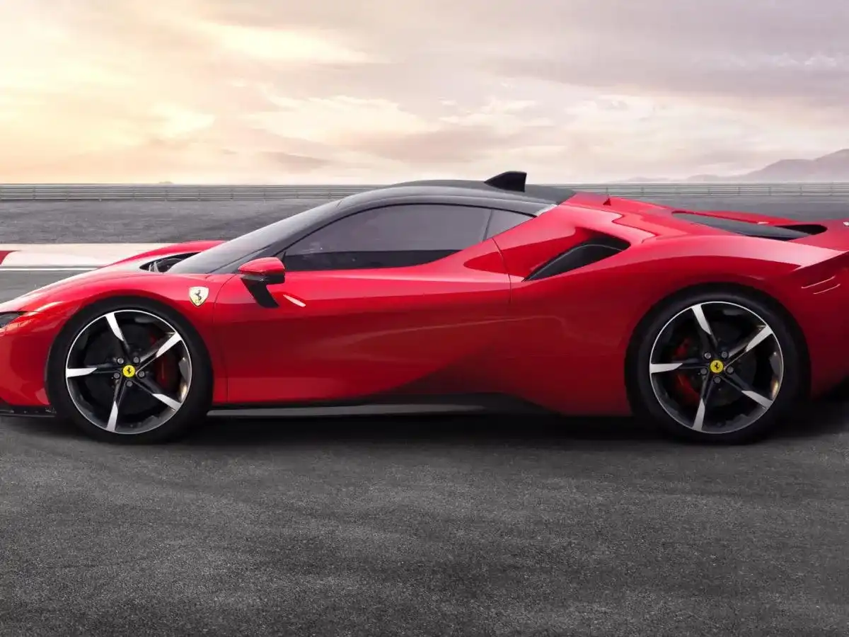 Ferrari SF90 Stradale - ile kosztuje i co wpływa na cenę?