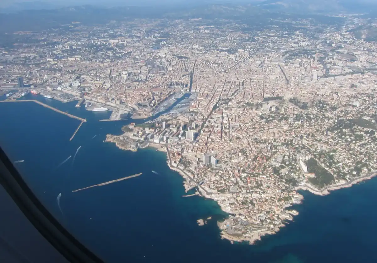Marsylia po angielsku: nazwa i wymowa "Marseille" - poradnik