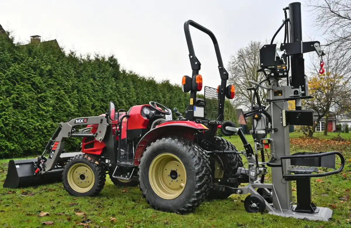 Gebrauchter 30-t-Holzspalter - worauf es bei Kauf und Technik ankommt