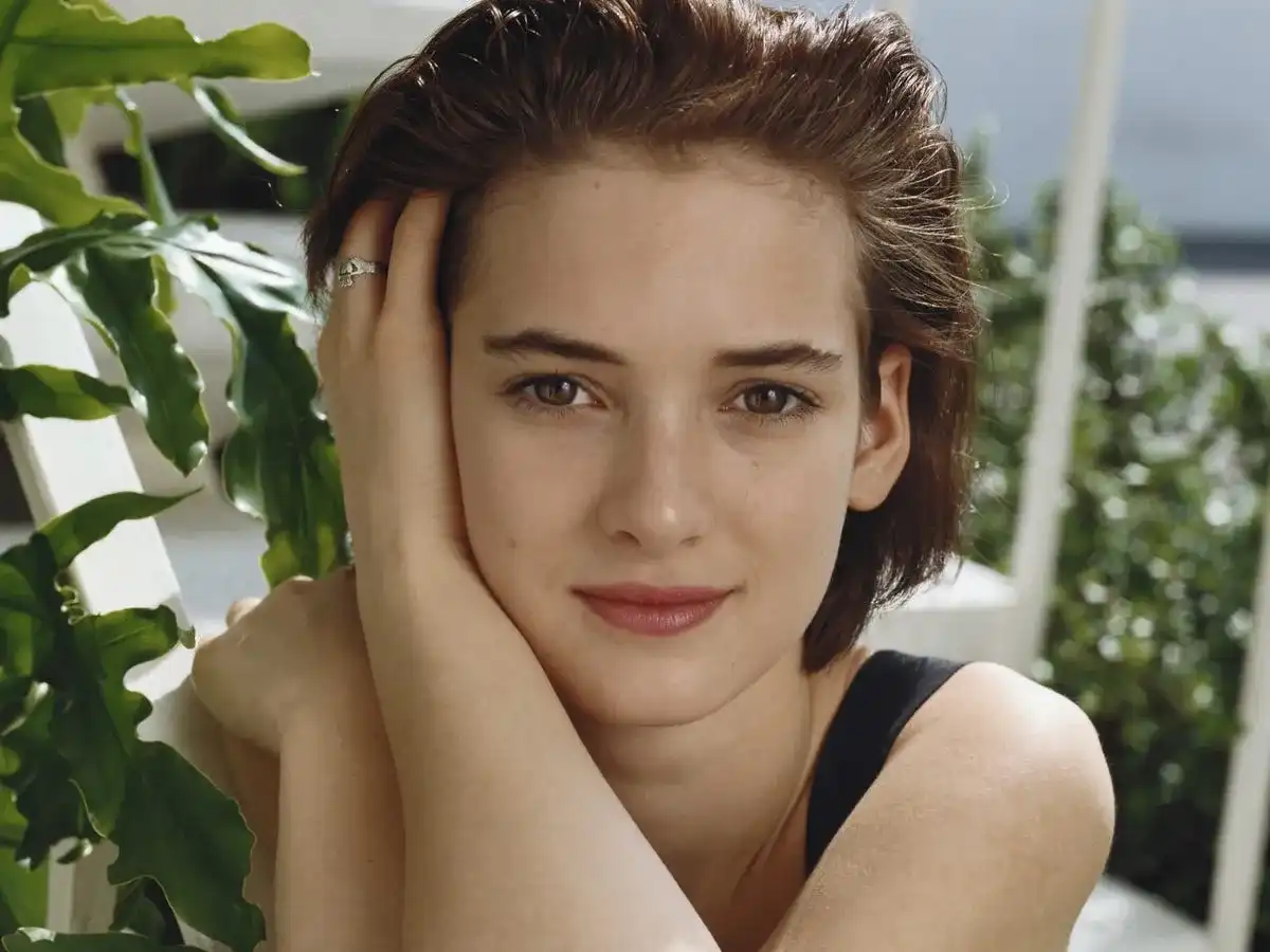 Winona Ryder joven y el estilo que la hizo inolvidable