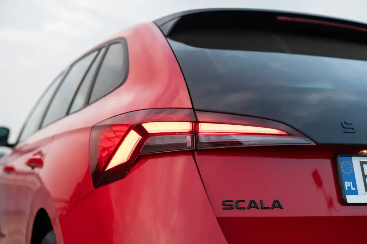 Škoda Scala - Czy to naprawdę rozsądny wybór? Sprawdź!