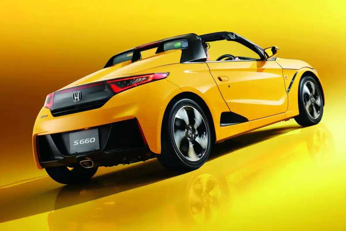 Honda S660 - mały kei roadster z wielkim charakterem