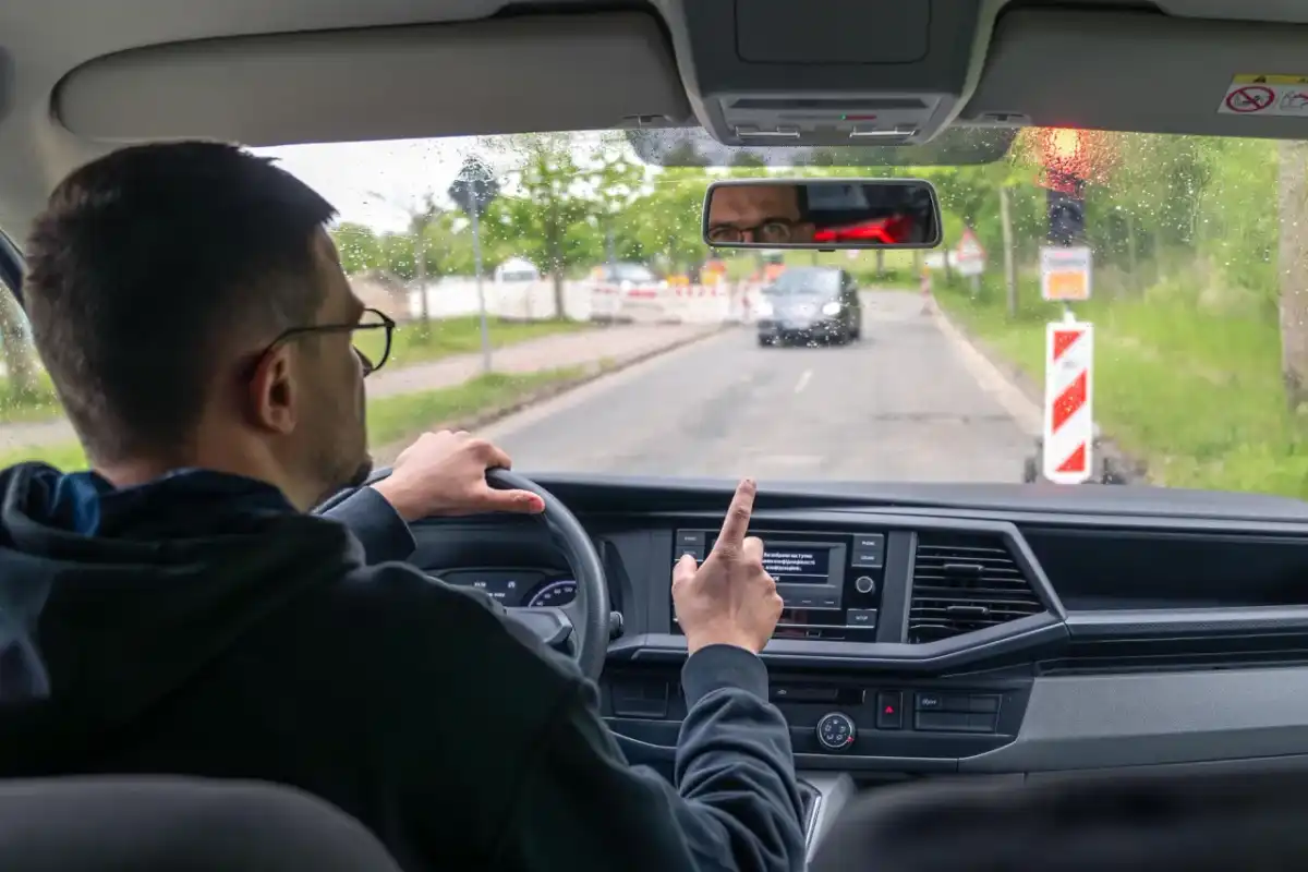 Droga dla pieszych - Czy na pewno znasz zasady?