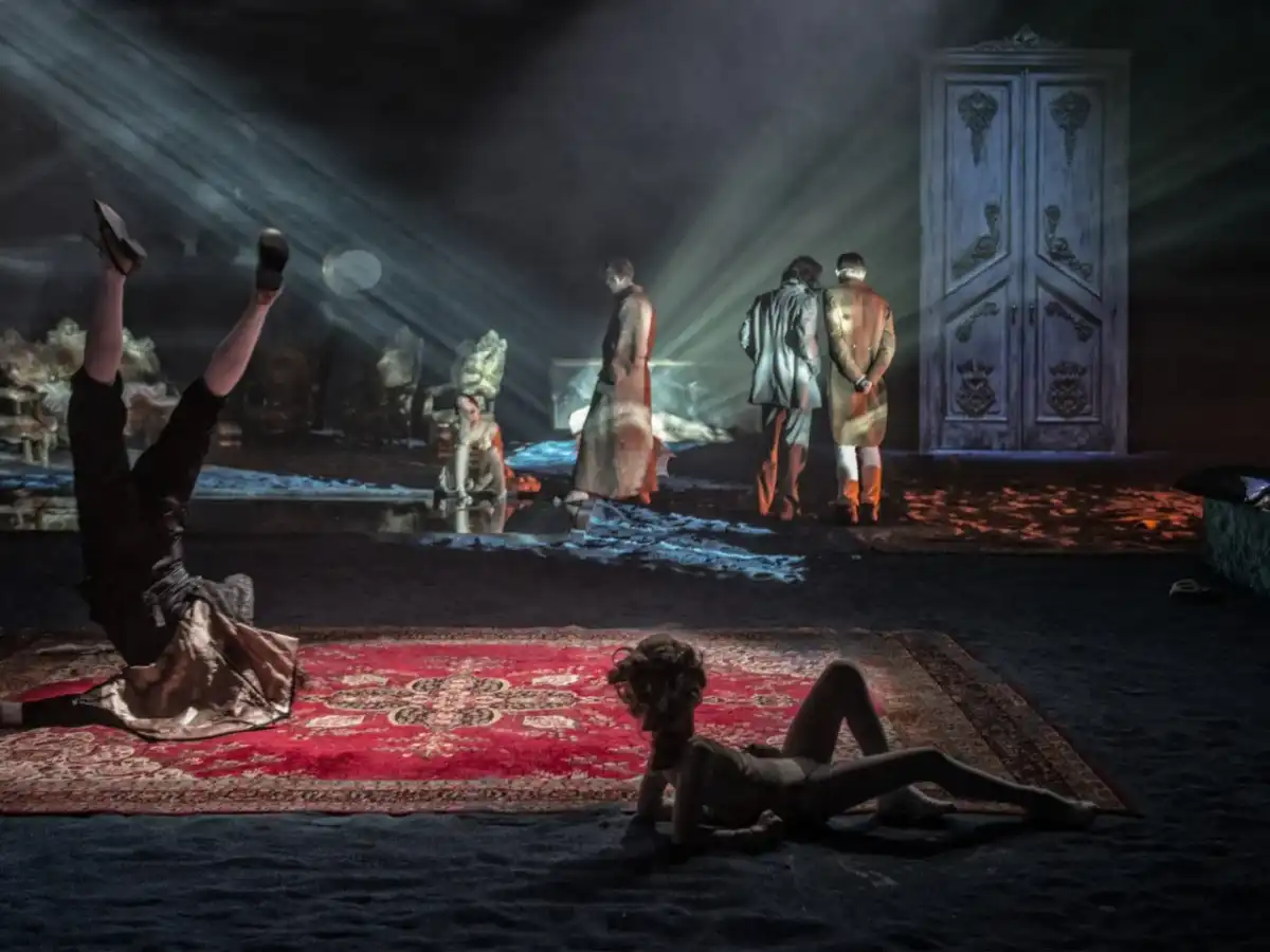 Scenografia teatralna - Jak powstaje i co mówi o spektaklu?