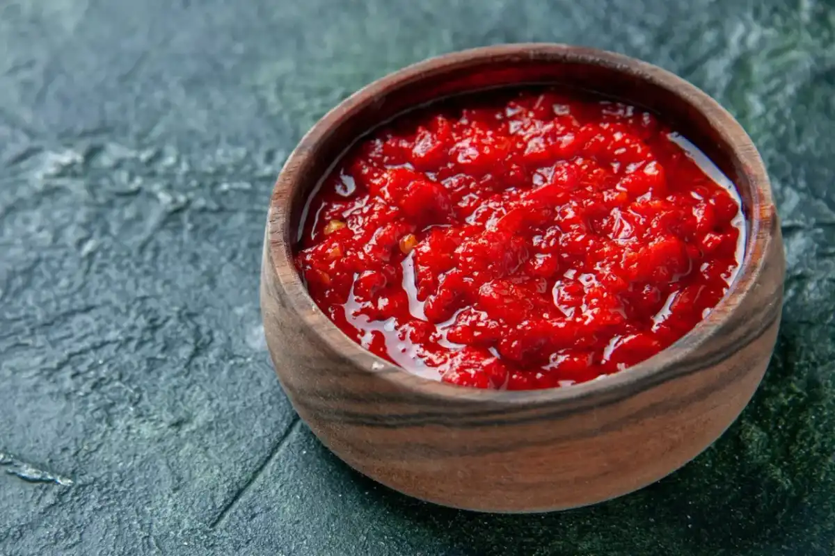 Harissa - jak dawkować i do czego? Opanuj ogień w kuchni!