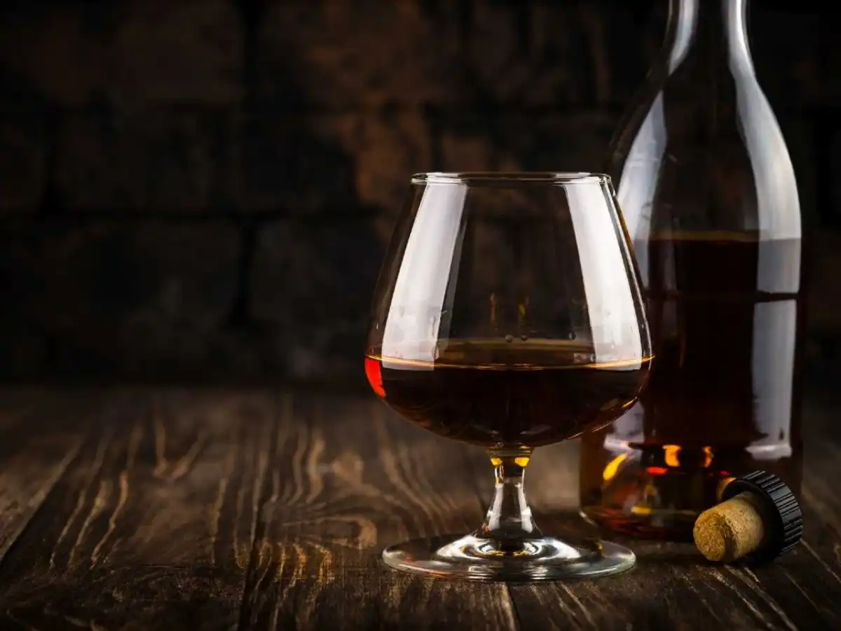 Brandy Stock 84 - Jak wybrać, pić i nie przepłacić?