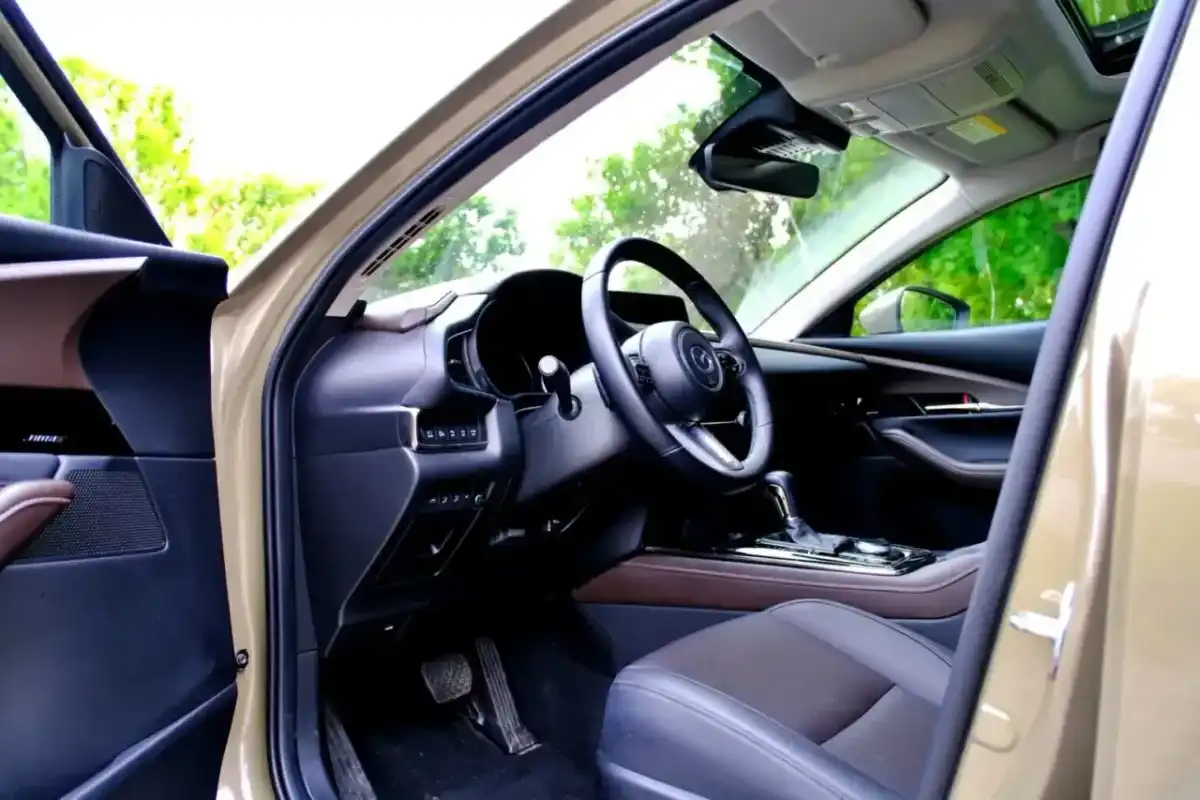 Mazda CX-30 w praktyce - dla kogo ma najwięcej sensu?