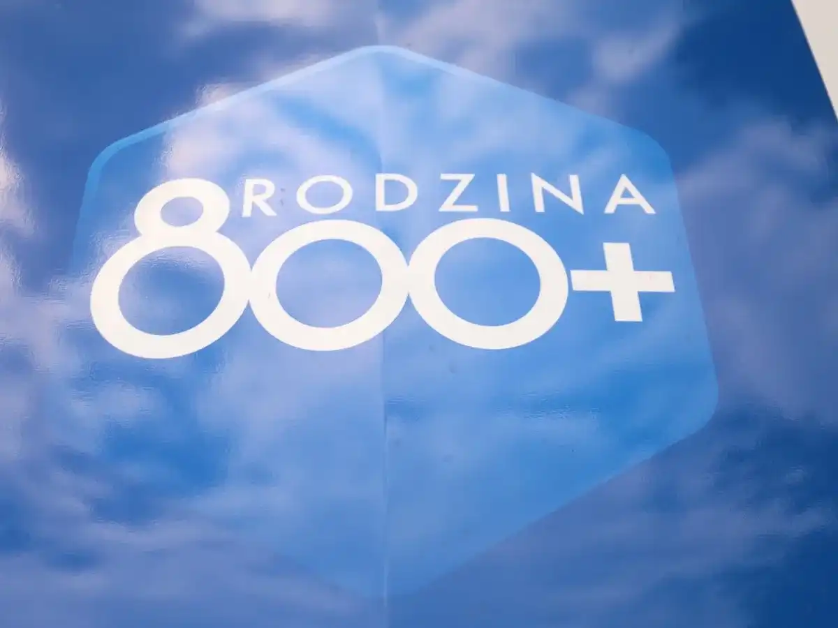 ZUS 500 plus - Jak dziś złożyć wniosek o 800+ bez błędów?