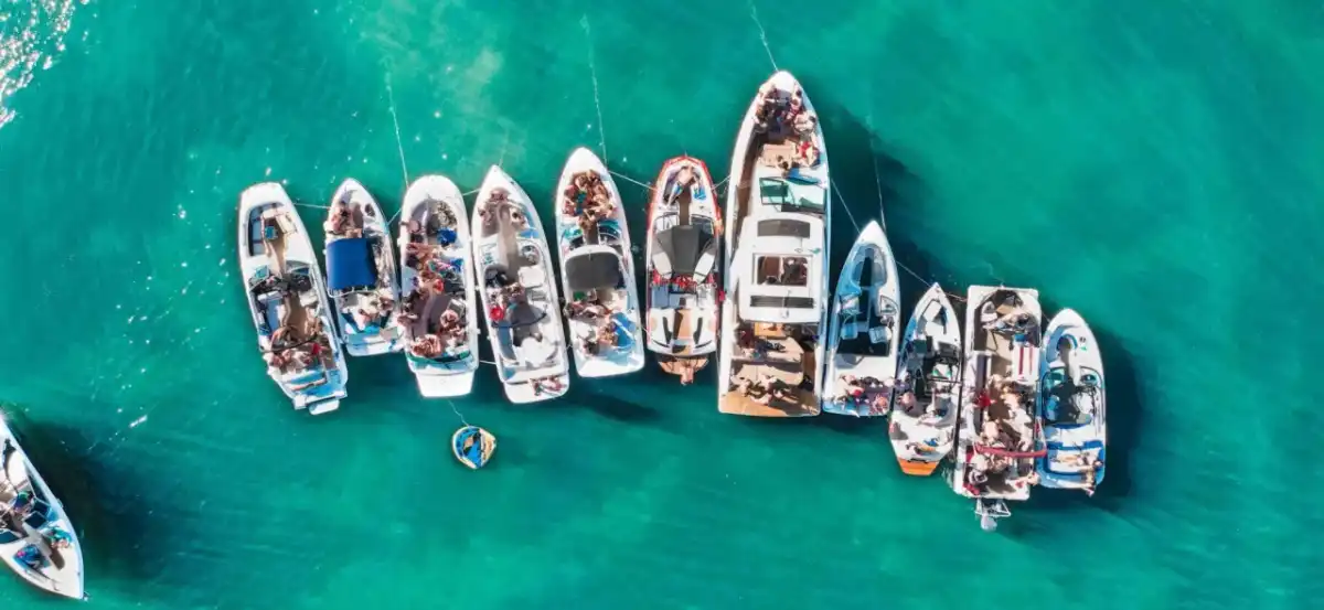 Prom Majorka - Ibiza - Ile trwa rejs i jak zaplanować podróż?