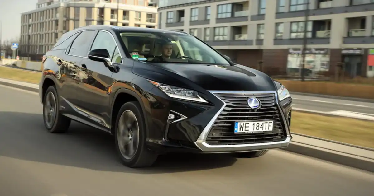 Lexus RX 450h - czy warto kupić? Analiza, koszty, opinie