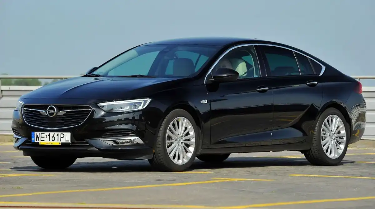 Opel Insignia - Który silnik wybrać, by uniknąć kosztownych napraw?