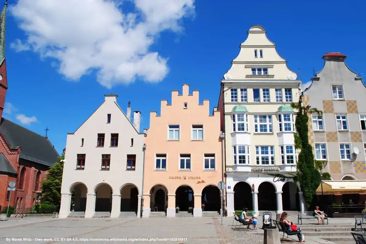 Olsztyn Stare Miasto - Idealny spacer po rynku i okolicy