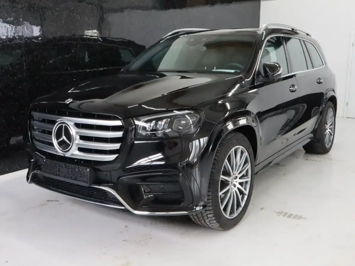 Mercedes GLS 580 4MATIC po liftingu: Cena, V8, król SUV-ów?
