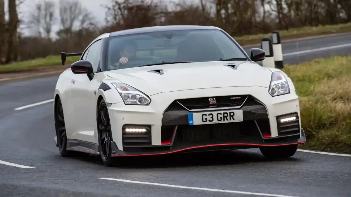 Nissan GT-R Nismo - Kup legendę świadomie. Poradnik