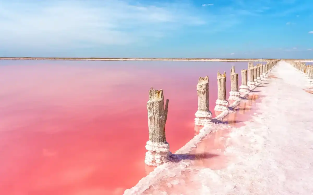 Różowa laguna w Torrevieja - kiedy jechać i jak zaplanować wizytę