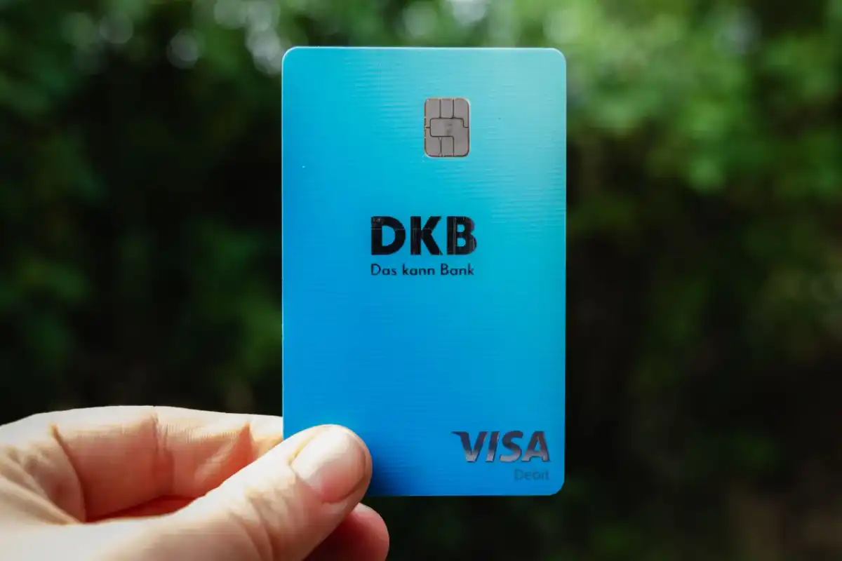 Visa Debitkarte - Dein Guide für Alltag, Reisen & Finanzen