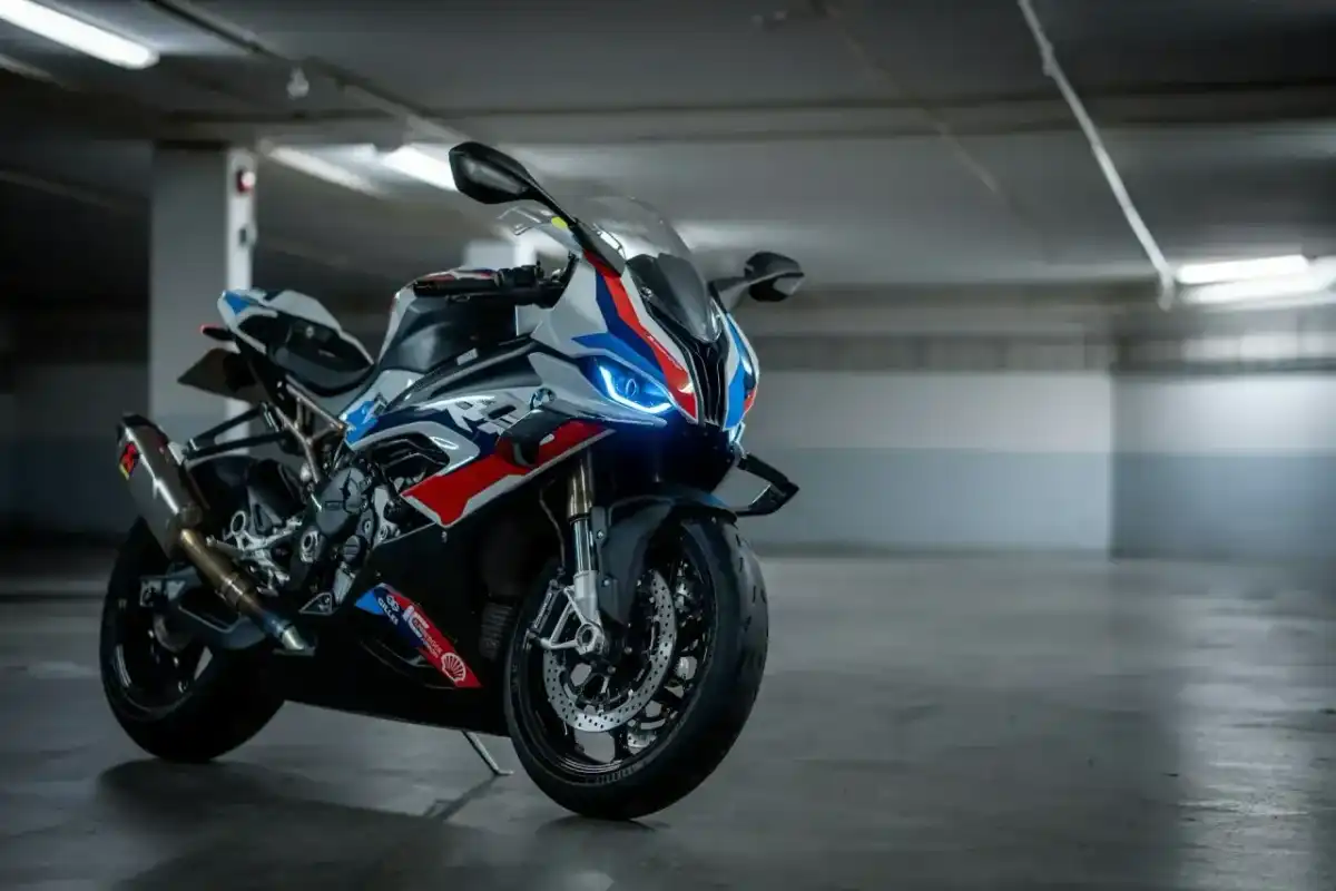 BMW XR na co dzień - F 900 XR czy S 1000 XR?