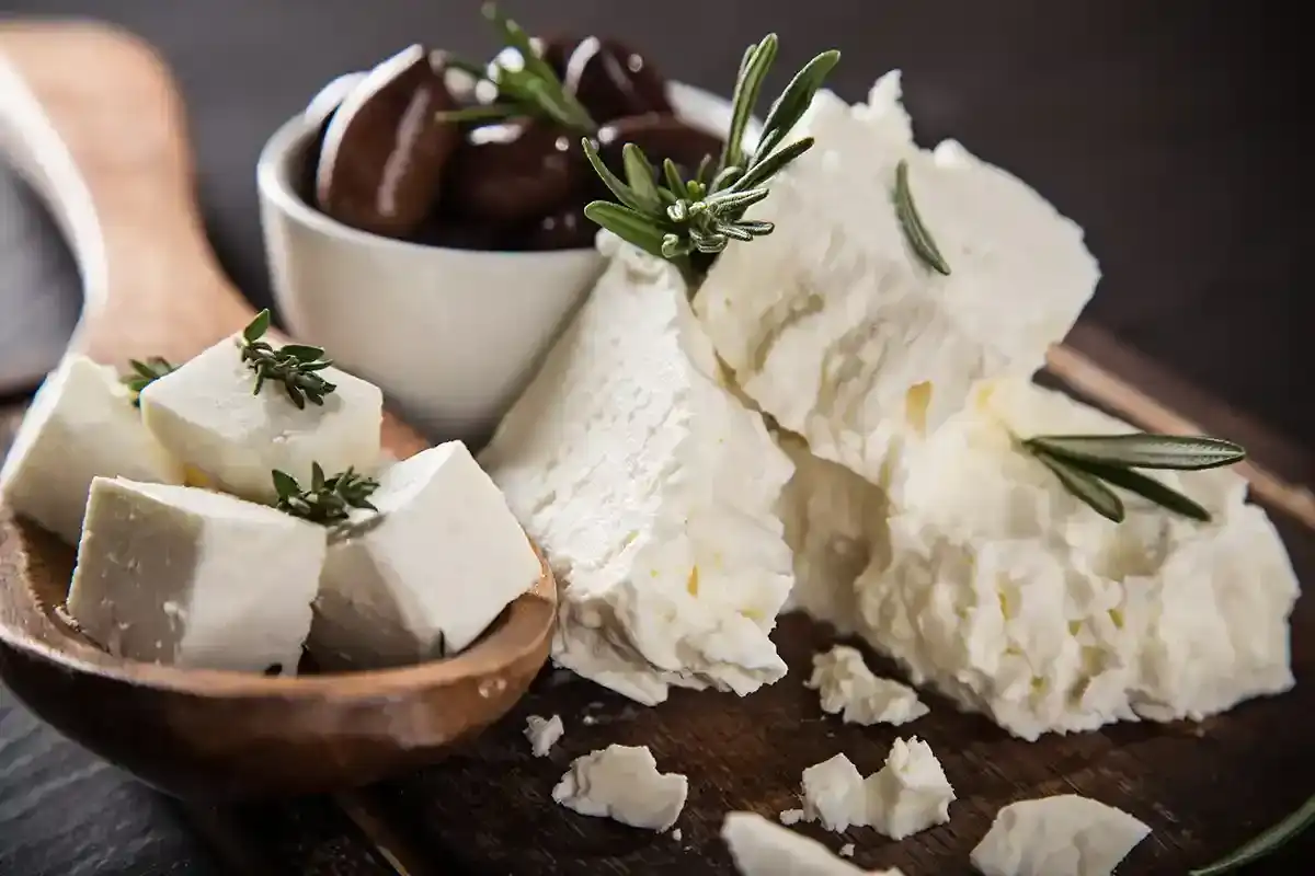 Quante proteine ha la feta? Valori e porzioni