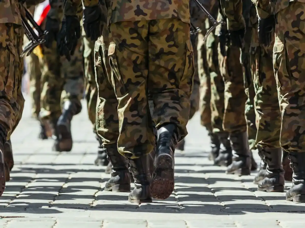 Czy w wieku 40 lat można iść do wojska - Sprawdź ścieżki i wymogi