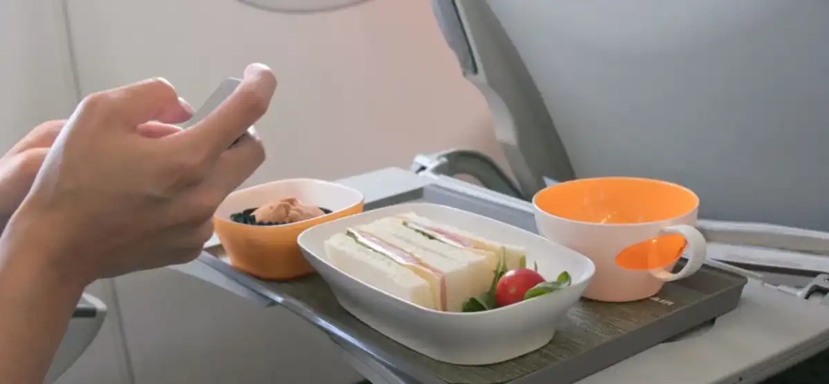 Jedzenie w bagażu podręcznym - Co wolno, a czego nie?