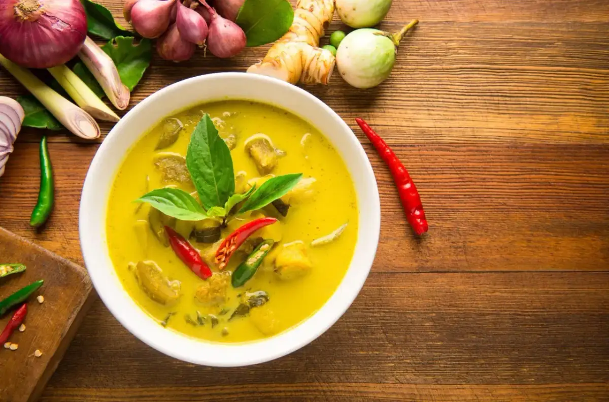 Curry z tofu - Jak uzyskać idealną teksturę i głęboki aromat?