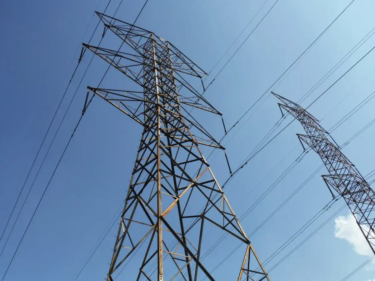 Jak przeliczyć 1 kJ na kWh: proste sposoby na oszczędności energii
